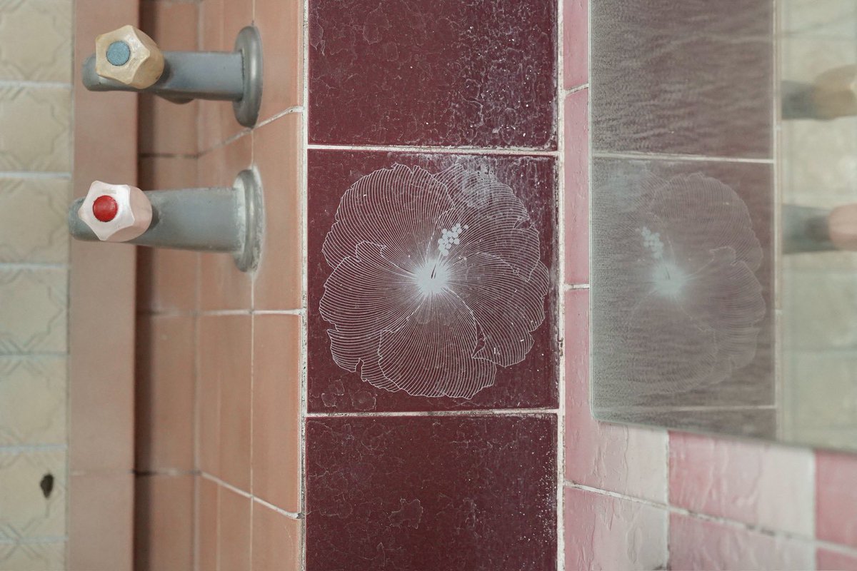 鶴の湯大掃除ボランティア作業！
#お手伝い求ム

現在4/1再開に向け、日々作業を進めていますが、ぶっちゃけ人手が全然足りておりません…そこでイベント的にお手伝いしてくれる方を大募集しております〜！