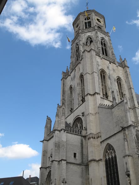 De  KNKV &amp; de VBV organiseren een internationale beiaardwedstrijd in  Lier en Oirschot. De wedstrijd vindt plaats vlak na  het Beiaard Wereldconcgres in Mafra (Portugal). Aanmelden voor 15 februari carillontorens.nl/2025/11/15/bei…