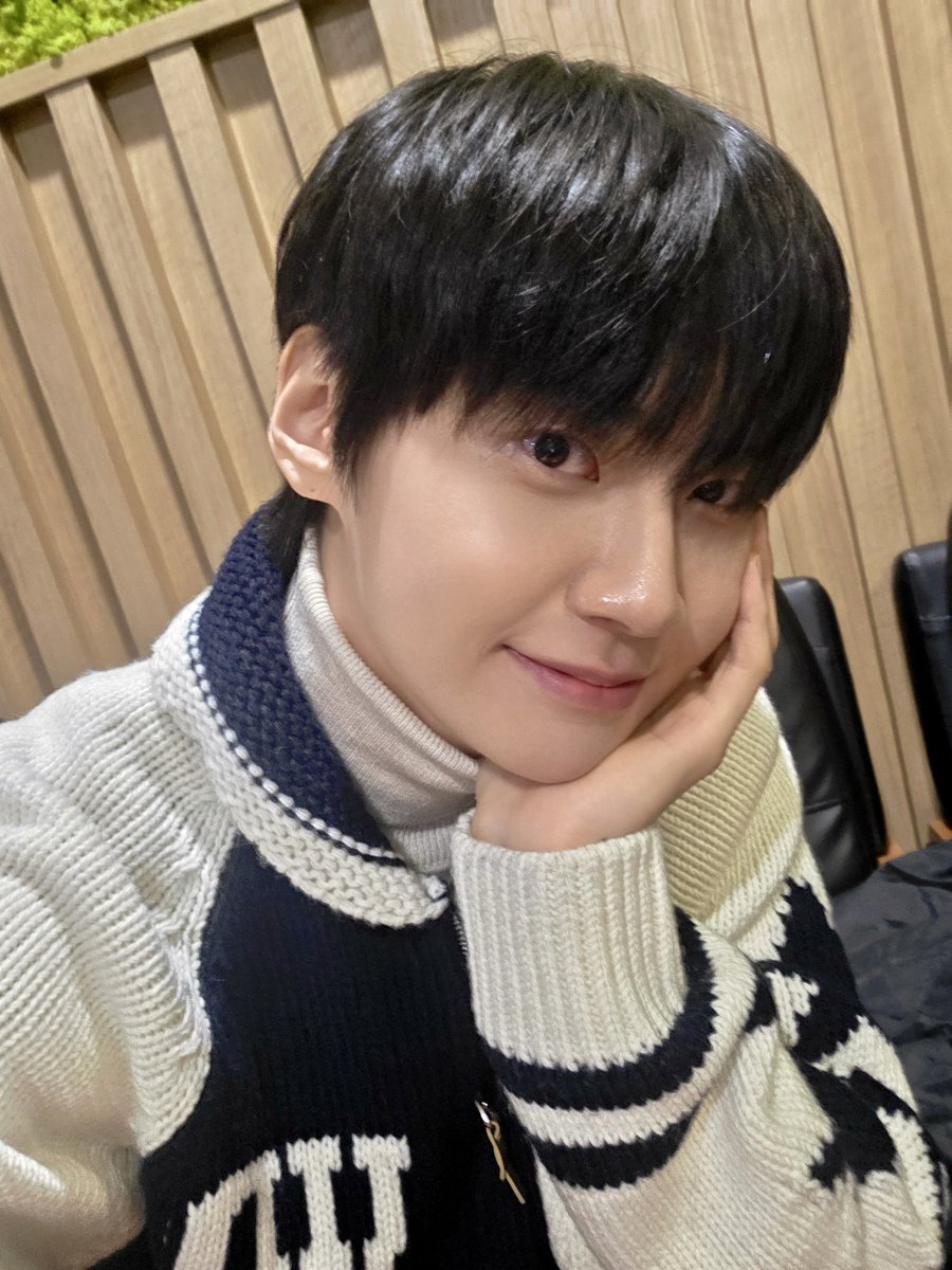 이진혁 (LEE JIN HYUK) tweet media