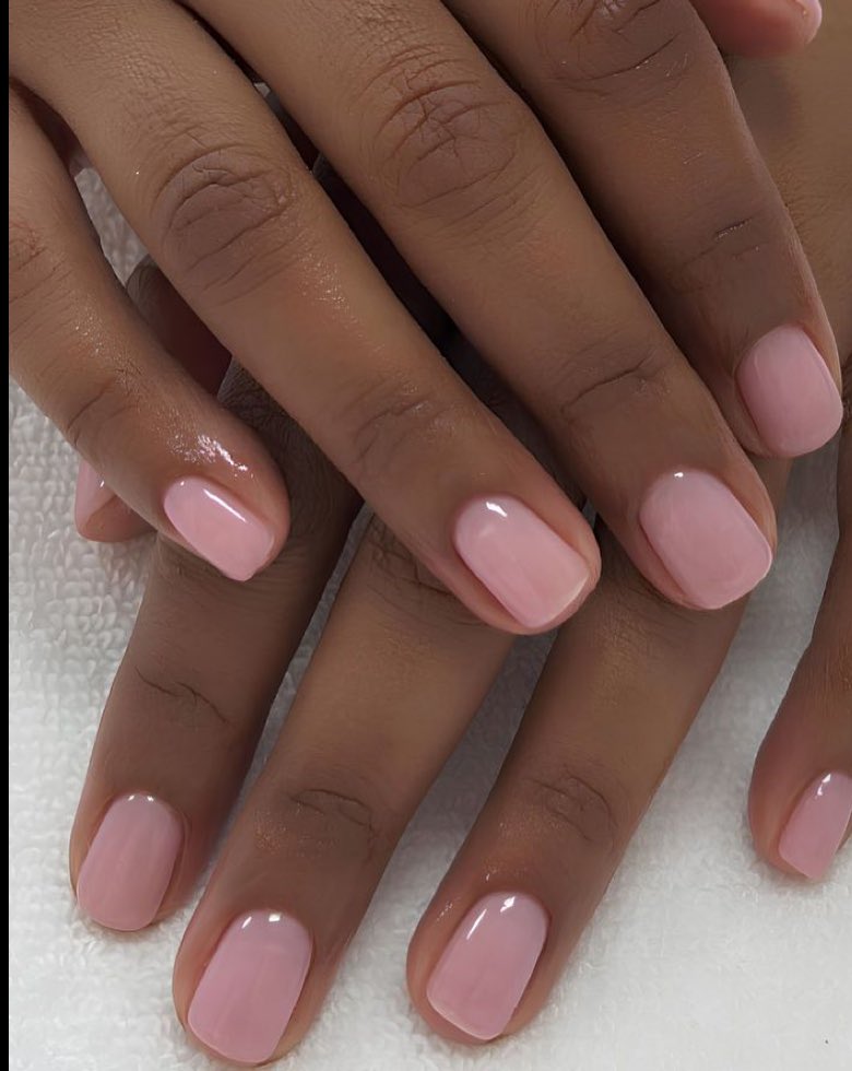 Kgadi_yaMoloto's tweet image. The only size that makes sense