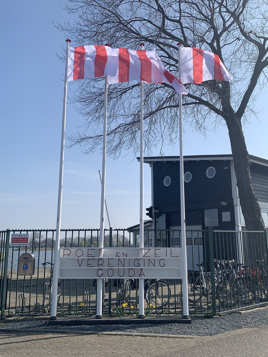 IVerkaaik's tweet photo. Exact vandaag 4 februari 2026
is het 115 jaar geleden dat de Roei-en Zeilvereniging #Gouda is opgericht in Hotel ‘De Zalm’ op de #Goudse Markt. Daar Gouda niet over zeilwater beschikte is de #RZVG vanaf 1911 blijvend gevestigd aan de ‘s Gravenboekseplas in @gem_BR ! https://t.co/LoUmuAuInp