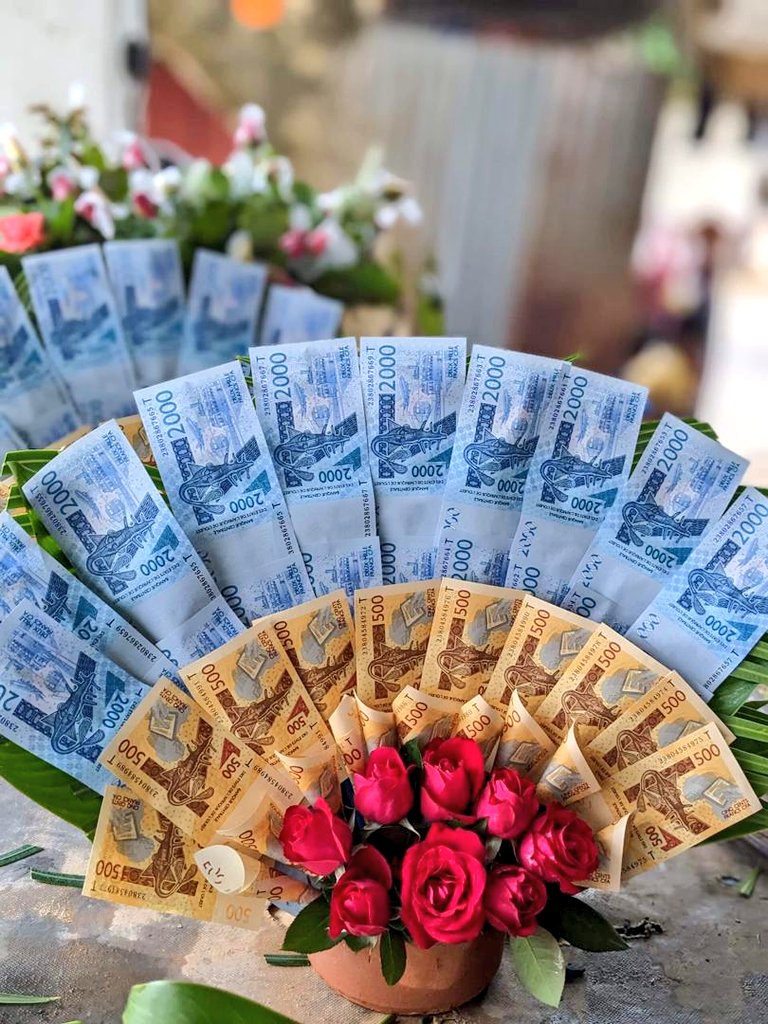 Le pétale🌹 tweet media