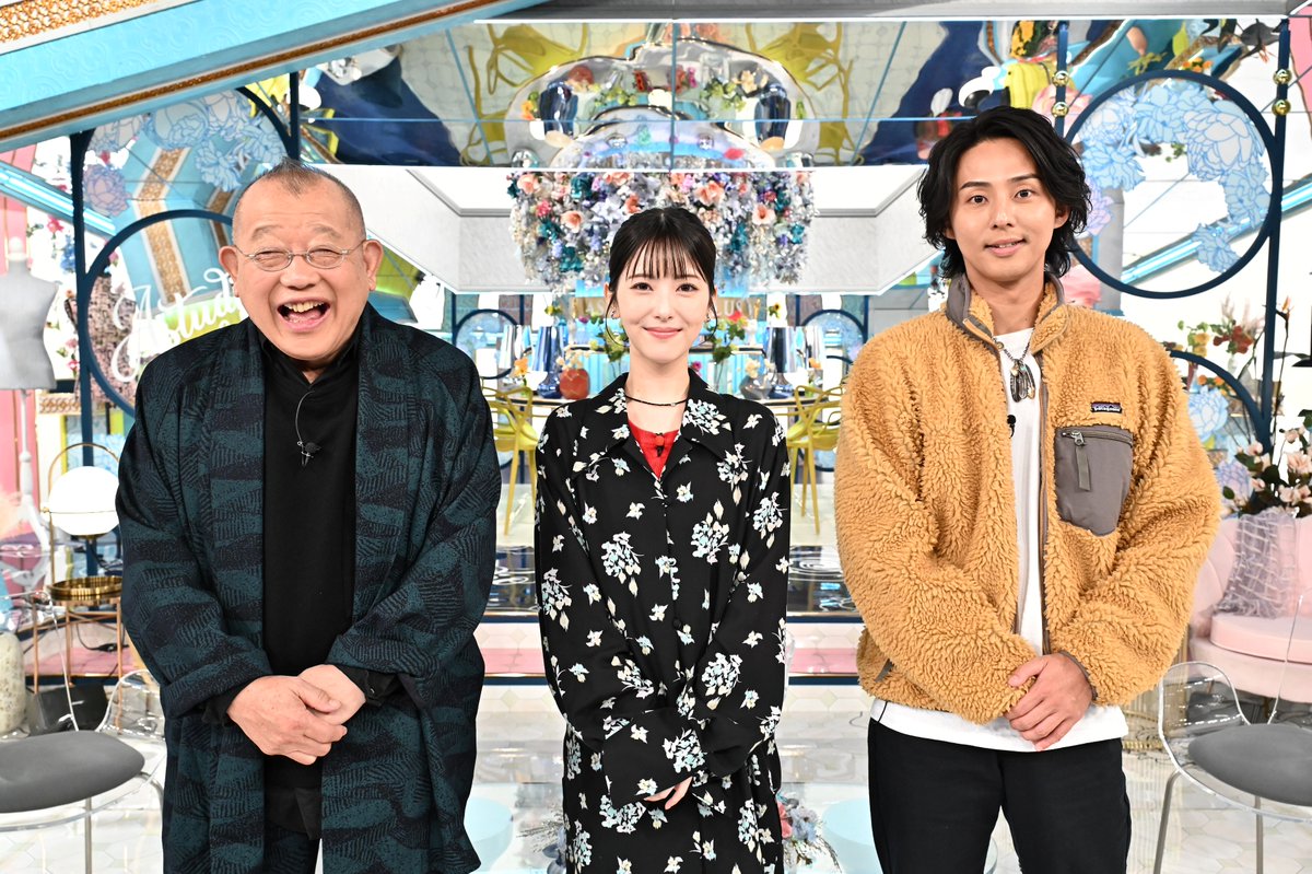 TVGweb's tweet photo. 「A-Studio＋」2/6放送⏰

ゲストは初登場・浜辺美波❗️

デビューの経緯や子役時代、
上京時の心境などを赤裸々告白📣

赤楚衛二、三木孝浩監督らは
浜辺の意外な一面を暴露💣

親友からのアンケートでは
プライベートが浮き彫りに💭

https://t.co/014Xq7FaTB

#Aスタプラス #浜辺美波 https://t.co/9rkHut6Msb