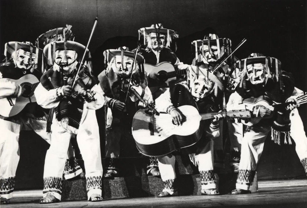 Ballet de Amalia Hdz tweet media