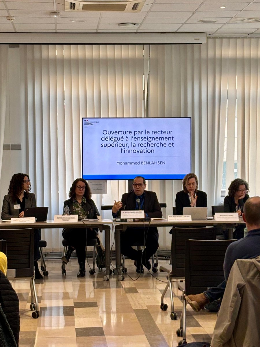 Région académique AURA tweet media