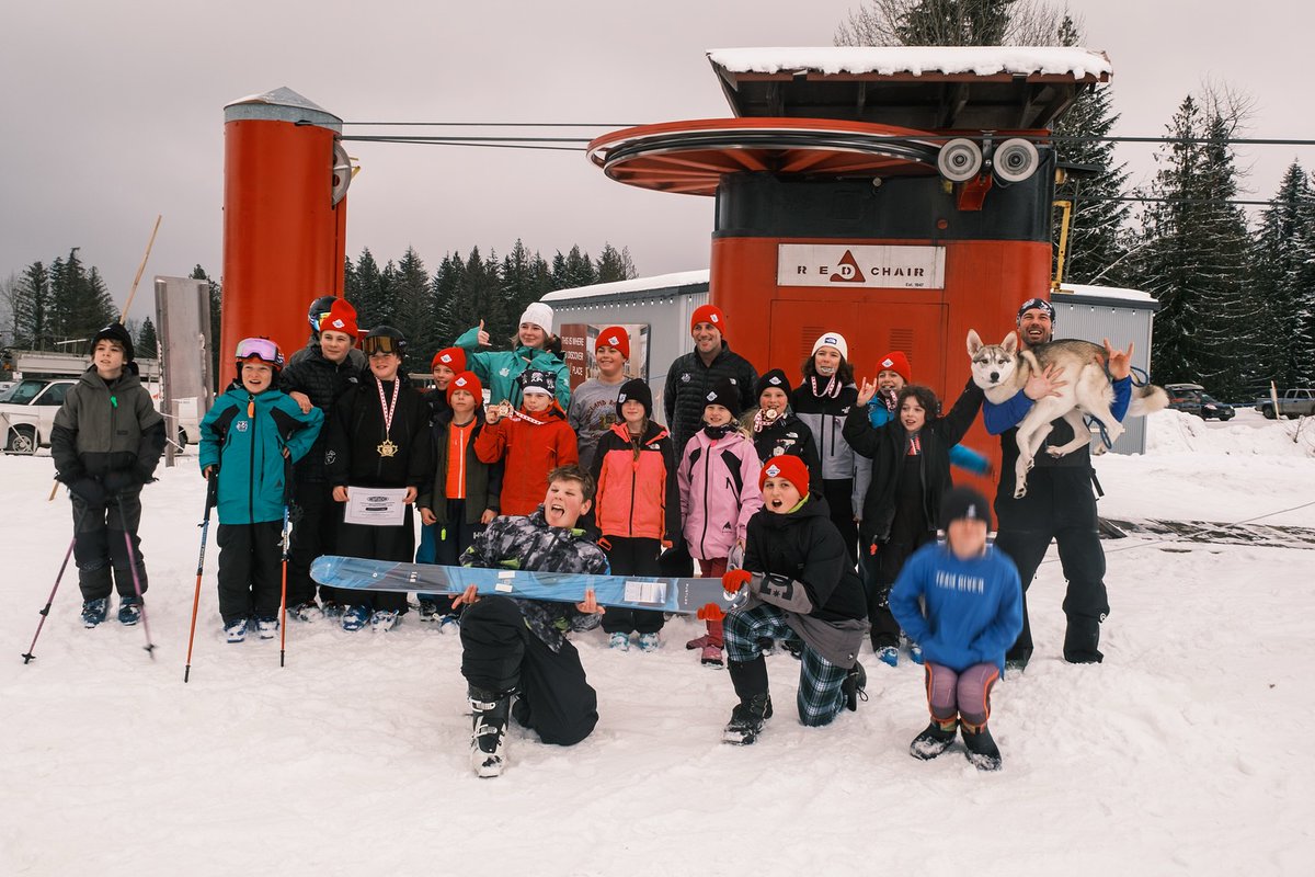 team_giver's tweet photo. The U12 Canadian Open went down on Red Mountain! What a great performance from our youngest athletes! A big shout out to RED Mountain Resort @westerncanadafreeride for making it happen, the kids sure had a blast!! #TeamGIVERFreerideClub #GiveitayouGot #inspiretheyouth https://t.co/r09upHCQCb