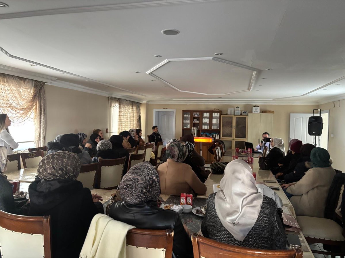 EmıneAras 🇹🇷 tweet media