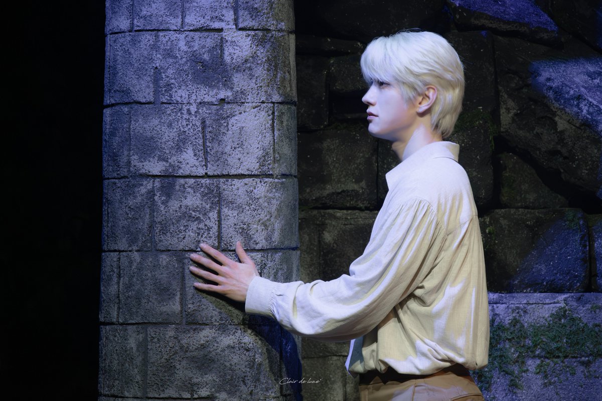 260204 뮤지컬 < 나르치스와 골드문트 >
스페셜 커튼콜 - 작별

골드문트 ㅣ #김서환 배우님