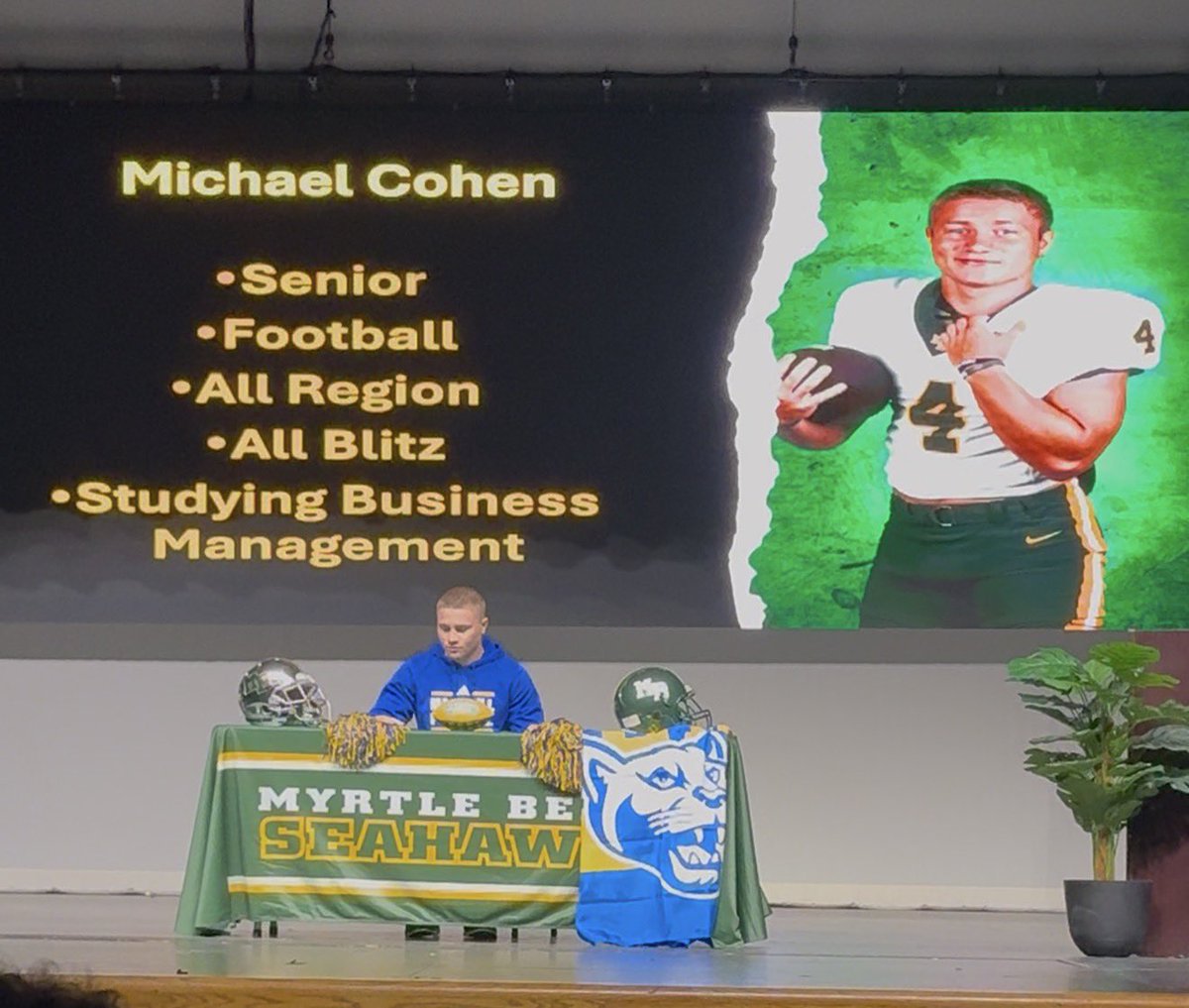 Michael Cohen tweet media