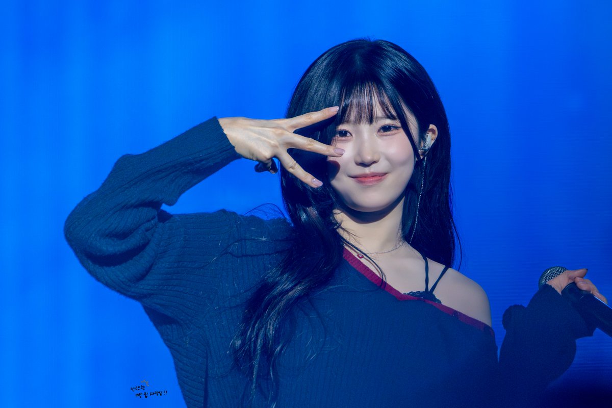 260201 프로미스나인 앵콜콘서트 송하영

#fromis_9 #프로미스나인 #fromis_9_WORLDTOUR_ENCORE #송하영 #songhayoung