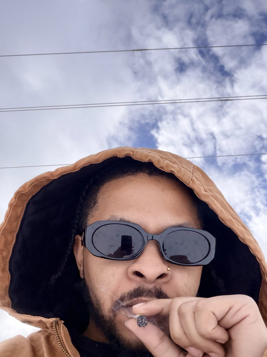 HUNNED!! tweet media