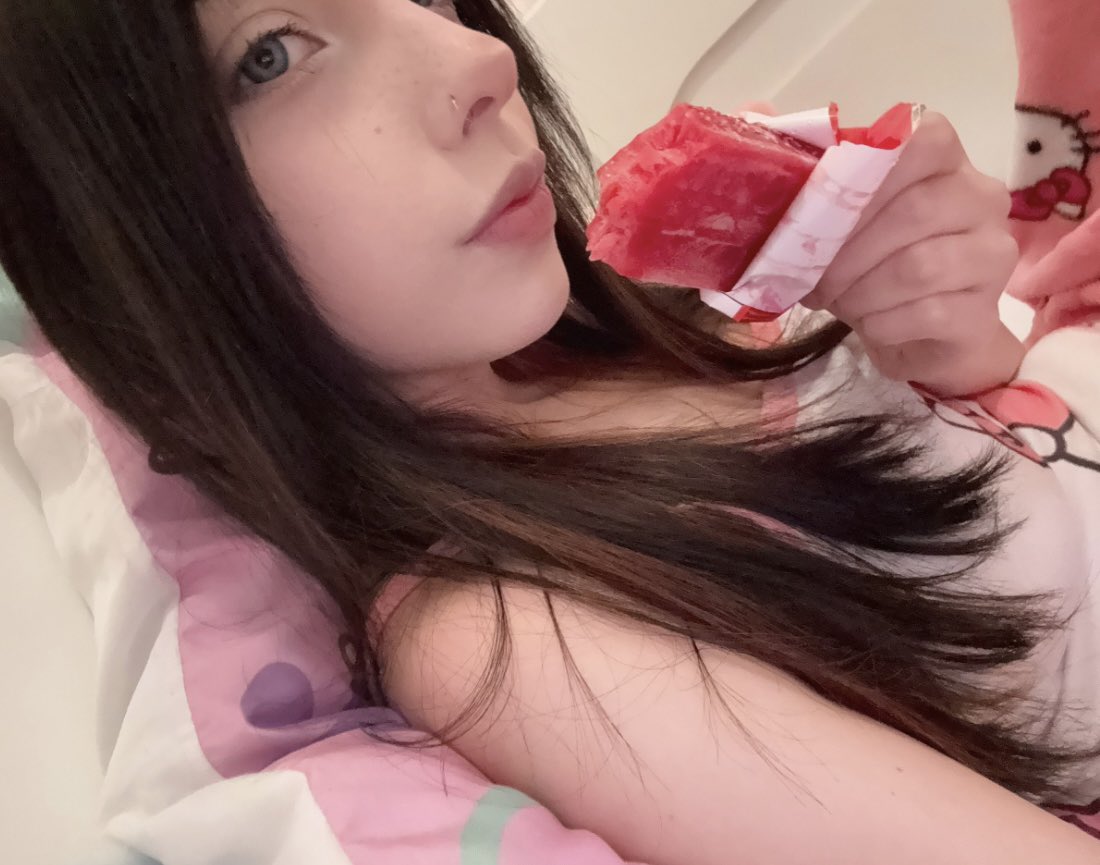 miau 🫧 tweet media