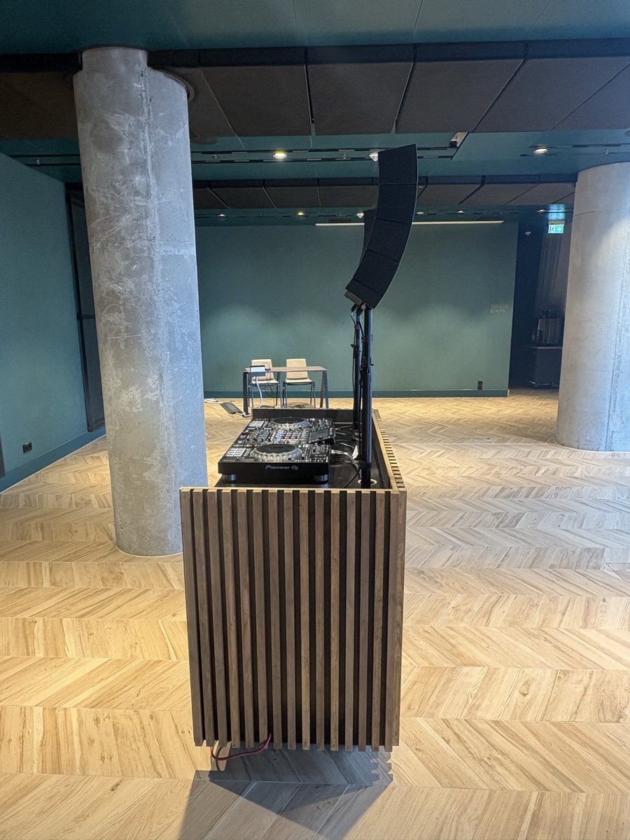 kids playlight tweet media