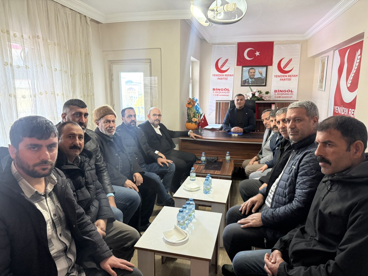 TMMOB il Koordinasyon kurulu sekreteri Canfidal Boldaş, İnşaat mühendisleri odası il temsilcisi Ayetullah Keskin, Makine mühendisleri odası il temsilcisi Yakup Karagöz, Jeoloji mühendisleri odası il temsilcisi Mehmet Alban, İl Başkanlığımızı ziyaretinde bulundular. Kıymetli