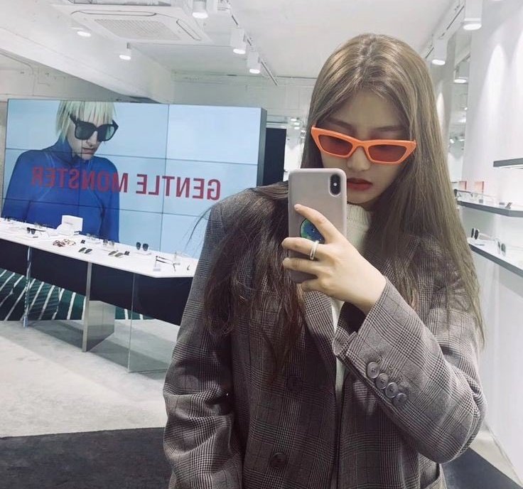 This predebut pict exist yall!! Ningning has been like this from the first, she has never changed it's just that you are not into her