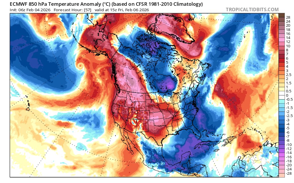 ClimaenGuate's tweet photo. EXTRAORDINARIO: OTRO INTENSO FRENTE FRÍO INGRESA ESTE JUEVES A GUATEMALA

Aún seguimos bajo los efectos de la masa de aire ártica más severa en años (en el centro, norte y oriente) y mañana jueves ingresa al país a otra potente cuña de alta presión y severa masa de aire ártico.

Desde esa madrugada y especialmente mañana en la mañana se espera un nuevo evento de vientos nortes fuertes con ráfagas muy fuertes de hasta 75km/h o más en sectores del centro, sur oriente y cadena volcánica acompañado de un nuevo fuerte descenso de temperaturas. Lo más fuerte es mañana aunque los vientos se mantienen hasta al menos el lunes.

La masa de aire ártico no es tan severa pero igualmente tiene potencial de drásticos descensos de temperaturas desde el atardecer y madrugadas extremadamente frías especialmente del viernes al martes. 

Debido a su rápido desplazamiento no se esperan lluvias importantes, solo el tradicional Chipi Chipi de las Verapaces y lluvias en sectores de Izabal , oriente y Petén. 

Será el tercer frente frío fuerte en poco tiempo. Estamos viviendo algo realmente extraordinario, no visto en años. 

Atentos.