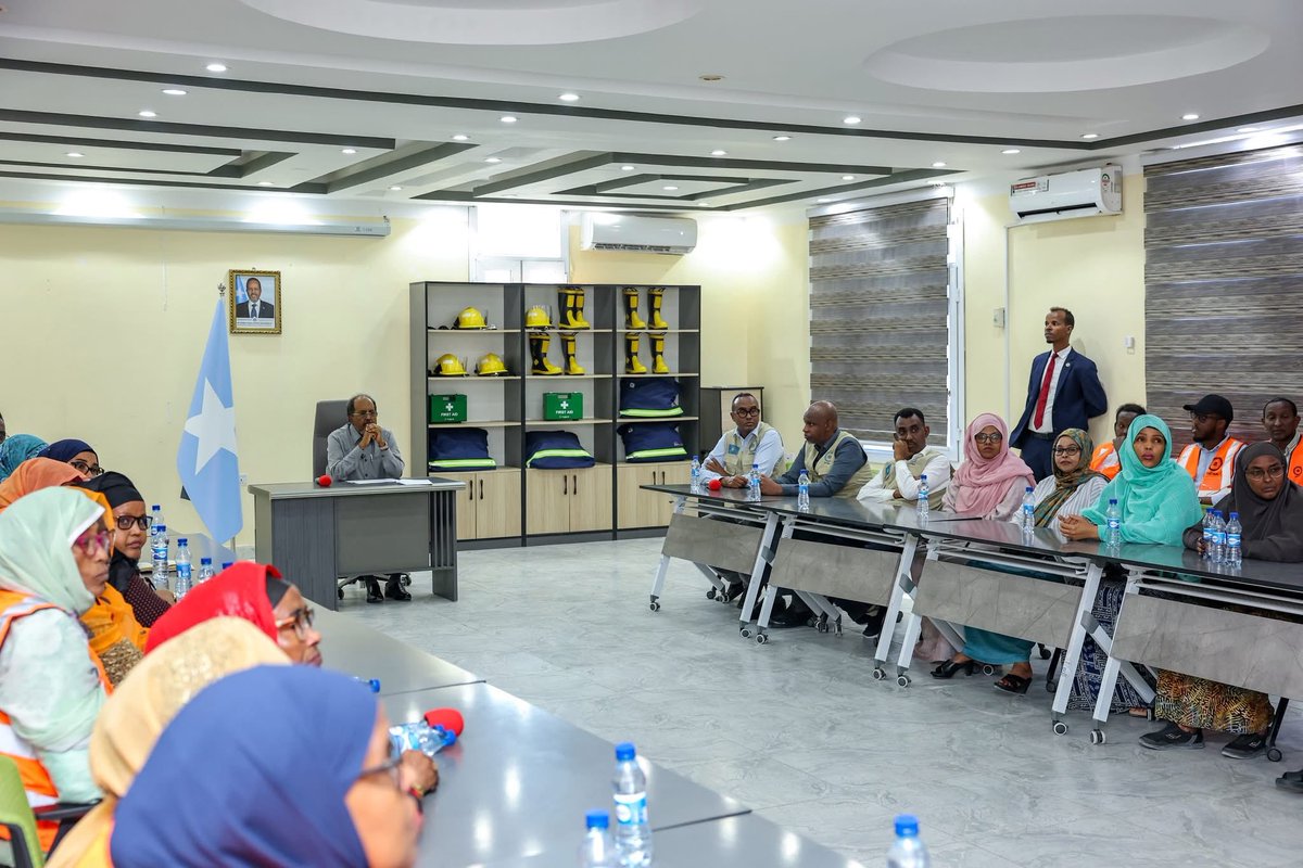 Villa Somalia tweet media