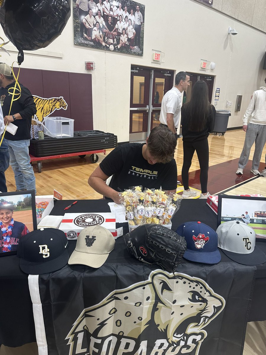 DSTigerBaseball tweet media