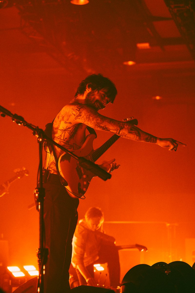 Thank you Valencia! Spain, we're not going anywhere yet. Madrid, it's your time to shine. See you at La Riviera this evening.

Photos by Luis Carbønell