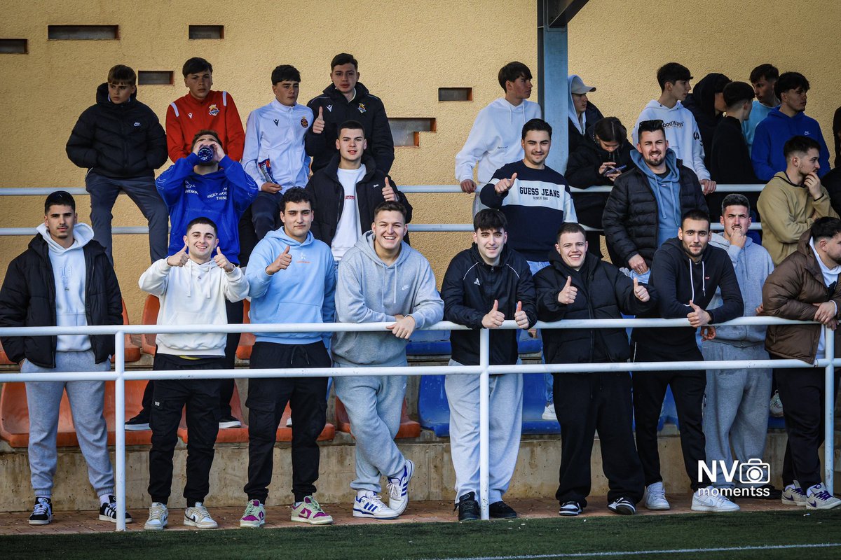 MazarronFC's tweet photo. 𝐒𝐨𝐢𝐬 𝐢𝐧𝐜𝐫𝐞𝐢́𝐛𝐥𝐞𝐬 ‼️🫂

Vuestro apoyo nos hace más fuertes 📣🦾

#LaQueNuncaFalla #WeAreMazarron ❤️⚔️💙 https://t.co/qC1jzB1CXq