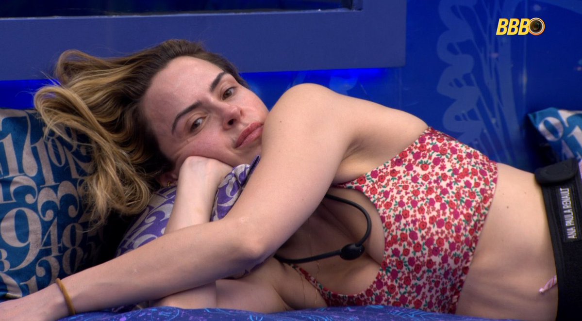 quietmilas's tweet image. queria beijar ela todinha