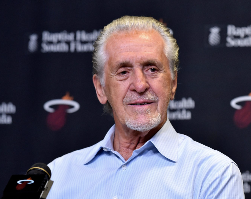 LegionHoops's tweet image. Clutchpoints is reporting the Miami Heat have begun to turn their attention to other trades as a Giannis trade "no longer appears to be a possibility" for them before tomorrow. (@BrettSiegelNBA) 

Full details: clutchpoints.com/nba/nba-storie…