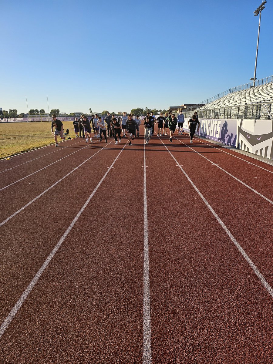 Coach_Stone99's tweet image. Block days call for speed and acceleration work! Freshman putting in work!
#cometotheprep
@ACPAthletics 
@CUSDAthletics 
@JRutt_4 
#babyknights