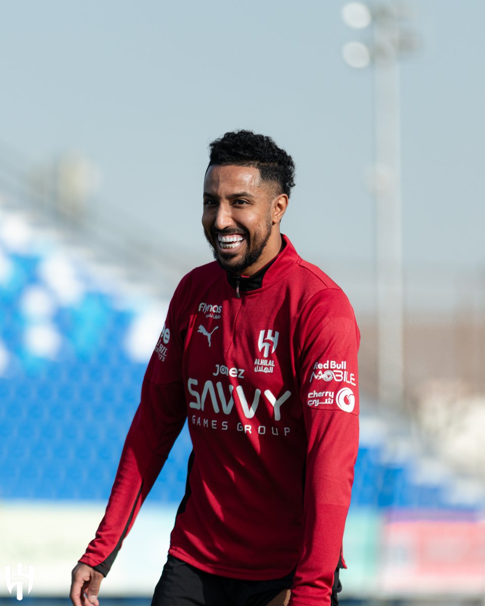 Alhilal_FC's tweet image. أنا حبيبي بسمته تخجل الضي 💙🎶