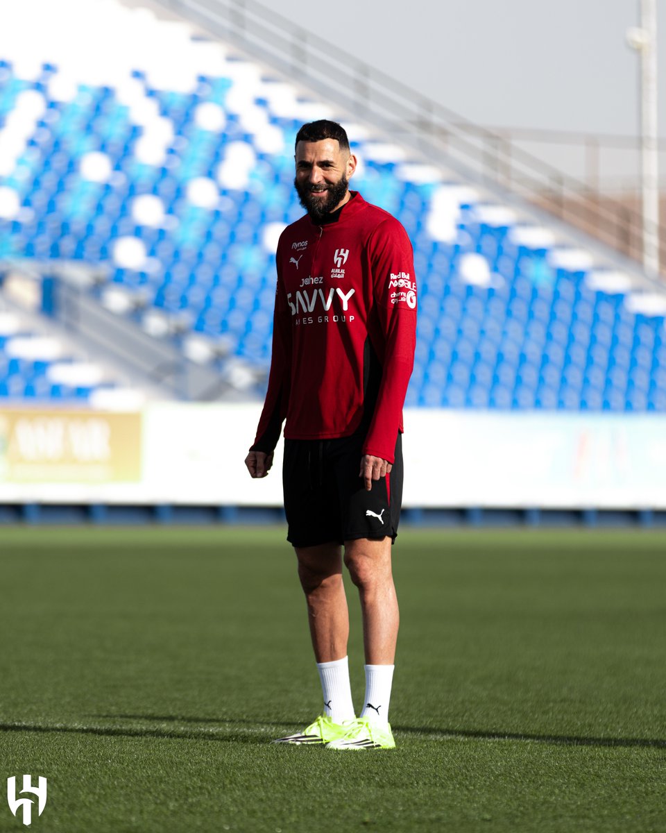 Alhilal_FC's tweet image. أنا حبيبي بسمته تخجل الضي 💙🎶