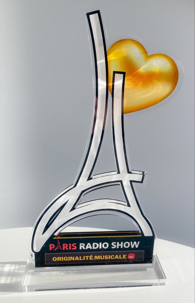 Radio Néo tweet media