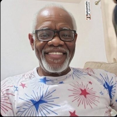 lobisterGrandma's tweet image. Make I go cook dinner for me Family. I love you guys ❤️