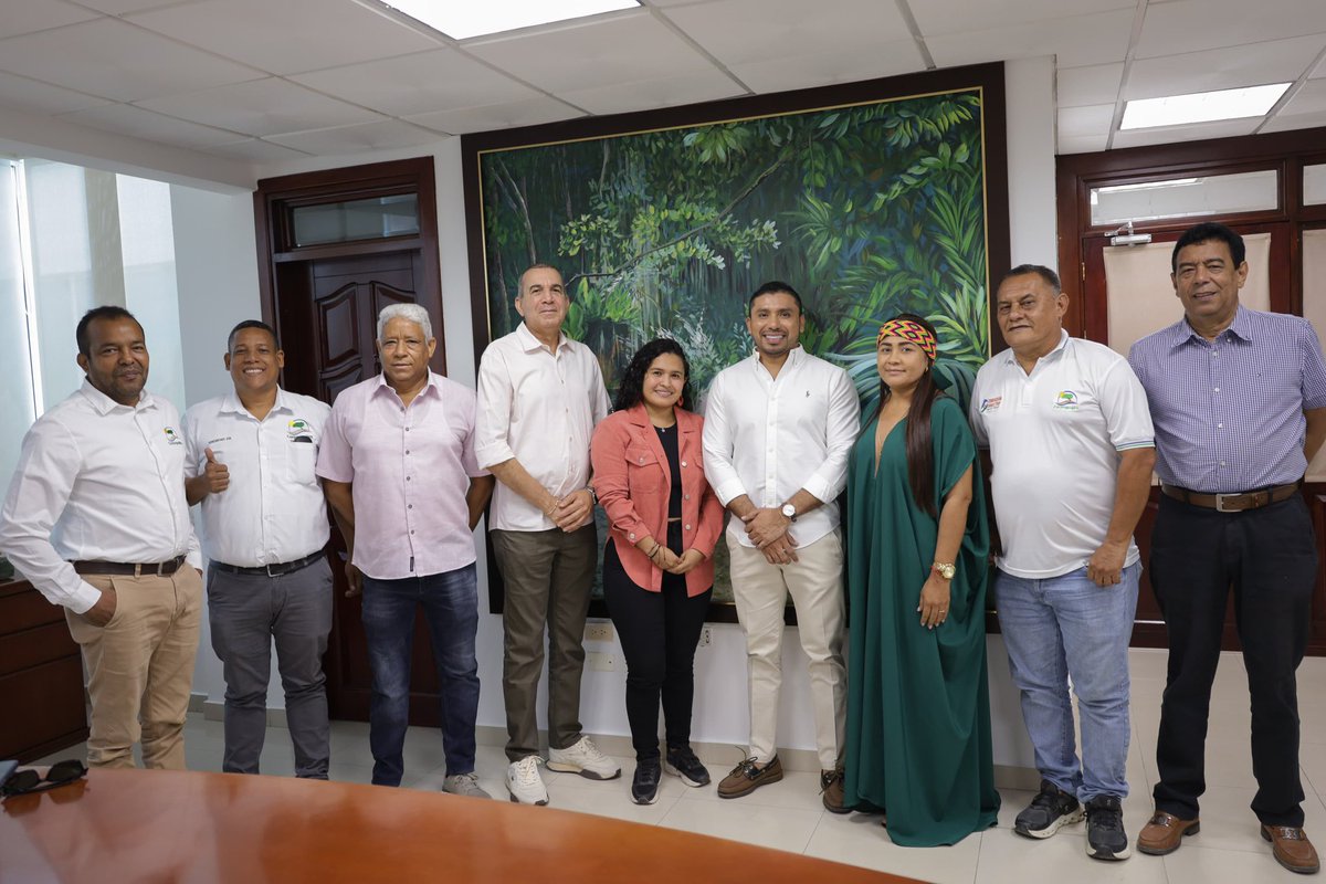 CORPOGUAJIRA's tweet photo. Rafael Zúñiga Duarte fue designado como representante del Gobernador de La Guajira en el Consejo Directivo de Corpoguajira para el periodo 2026–2027, fortaleciendo la articulación institucional para la gestión ambiental y el desarrollo sostenible del departamento. https://t.co/5mfI8DLtOb