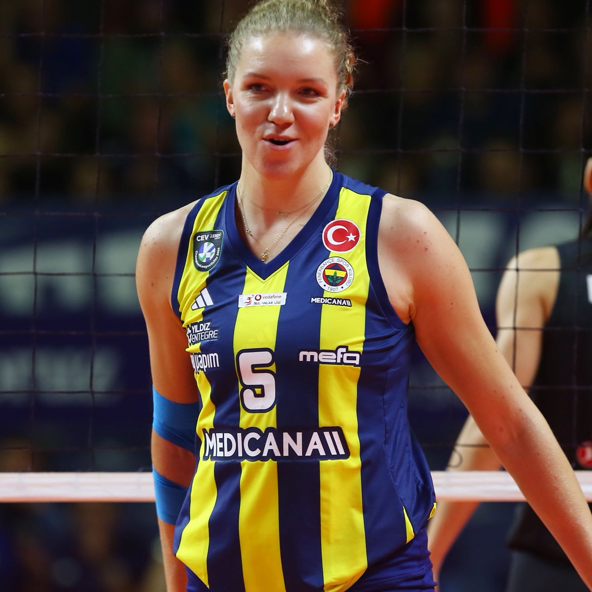⚡️ Agnieszka Korneluk x B. Lodz İlk Set

4/4 %100h
1 blok
5 sayı, +5 WL