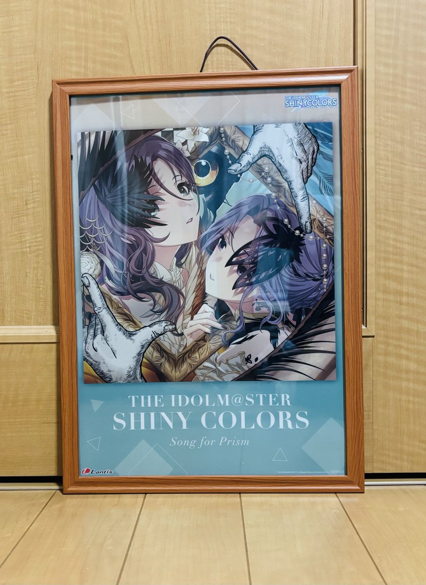 Fumageのポスター入れてみた！ 額縁の色と相まってか芸術点が高いな