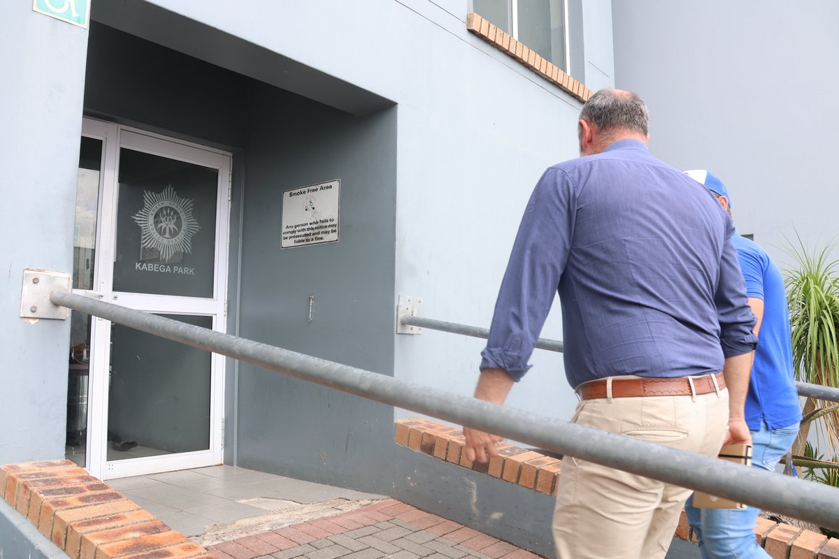 retiefnmb's tweet image. This morning, the DA visited Kabega Park Police Station, one of NMB's largest geographical areas, yet critically under-resourced with a 25-officer shortage, no vehicles &amp;amp; equipment. 

We need proper resourcing, ShotSpotter &amp;amp; CCTV to make NMB safe. #getNMBworkingagain
