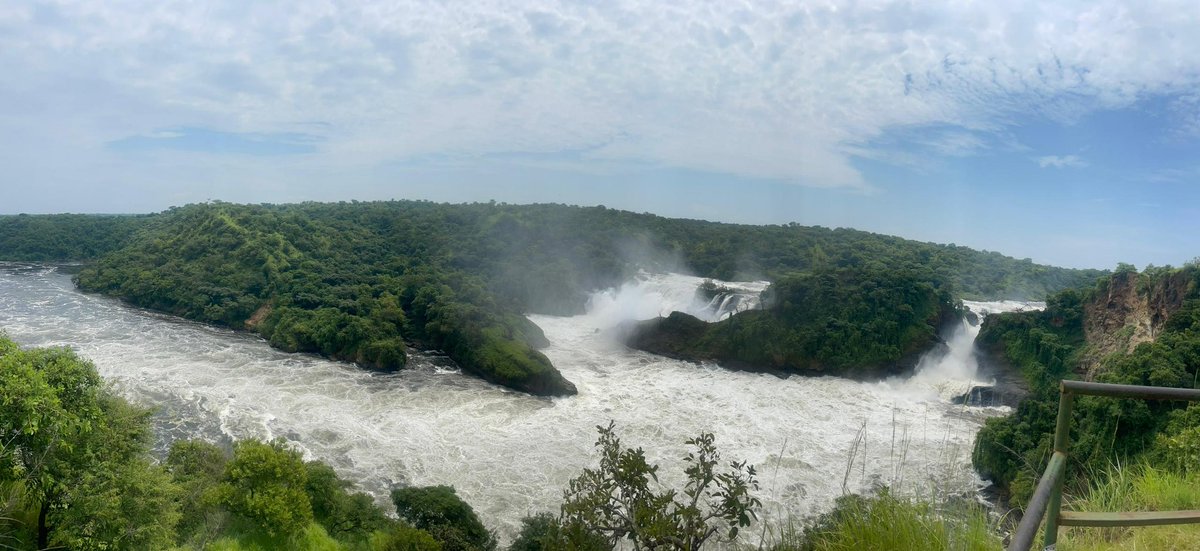 PatraAgasa's tweet photo. One of the most magnificent powerfull falls we have in Uganda .
Spare sometime and tour Murchison falls national park it's a  great gem.
#ExploreUganda 
https://t.co/3IILCxhJZ6 https://t.co/cA0DLwMjaQ