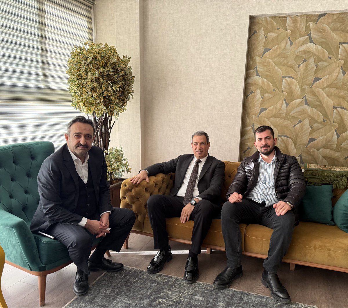 Şanlıurfa Ticaret ve Sanayi Odası Başkan Vekili <a href="/mustafatas34/">mustafa taş</a> bizleri ziyarette bulundu.
Nezaket ziyaretlerinden dolayı değerli dostuma teşekkür ediyorum…