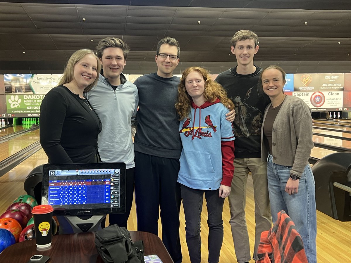 Bellevue Alumni Association tweet media