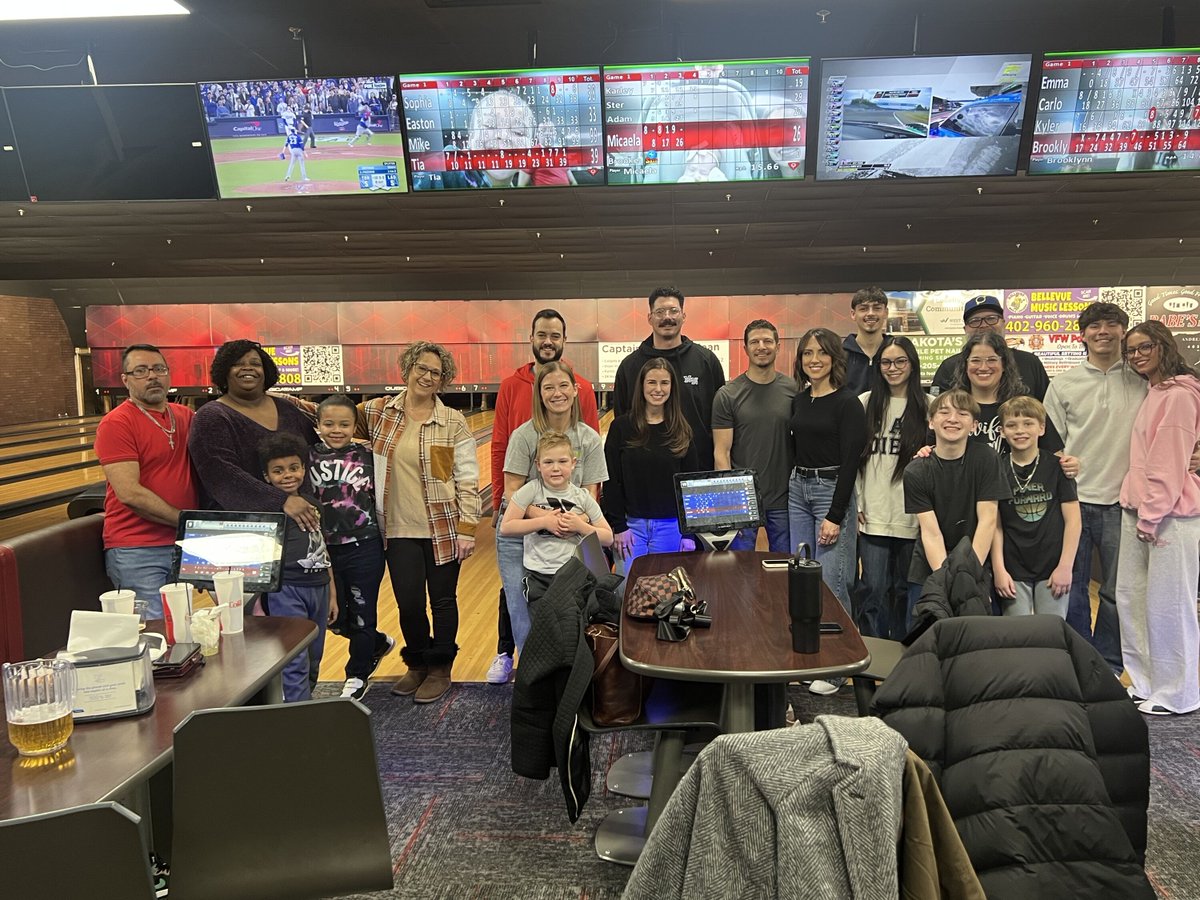 Bellevue Alumni Association tweet media