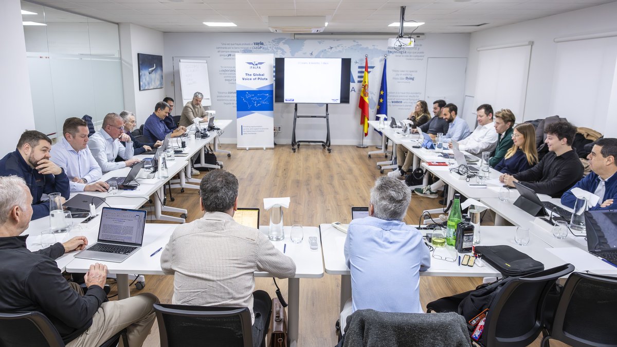 El Comité de Seguridad de <a href="/IFALPA/">IFALPA</a> se encarga de velar por que, tanto los profesionales de la aviación civil como los pasajeros, estén protegidos frente a actos ilícitos cometidos en tierra o en vuelo. Estos días, una veintena de expertos de diferentes países se reúnen en Sepla.
