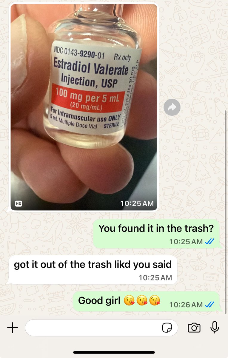 XXQueenPDXX's tweet image. Owner of a multimillion dollar company digging thru trash for Me 🥵

He threw it again in hopes of quitting and being a real man 🤣🤣🤣

That’s never happening. Chemical castration… HER WE GO 😍😍