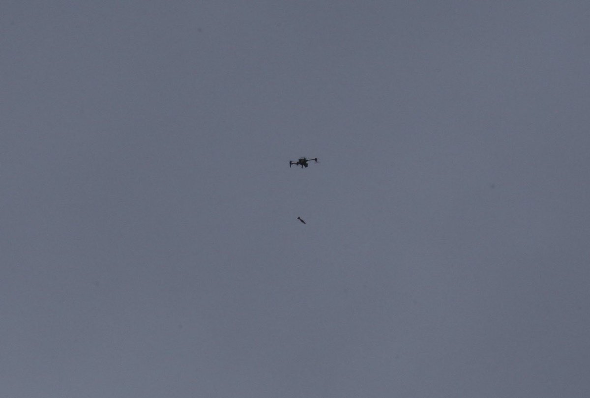 🇫🇷🇮🇱 FLASH - Un drone israélien a lâché une grenade assourdissante à proximité de soldats français engagés au sein d’une mission de l’ONU au Liban. 

La publication de l’Armée française sur X ne mentionne pourtant pas une seule fois Israël. (UNIFIL)