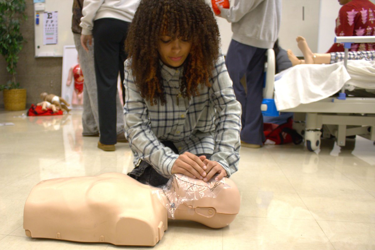 ORDeptEd's tweet image. Hands-on learning in action at Gladstone High School!
A $249K state grant helped revitalize CTE pathways—giving students in health sciences, engineering, business, digital arts &amp;amp; IT real-world learning experiences.
#OregonCTE #CareerReady #StudentSuccess
#ThisIsCTE
#CTE
#CTEMonth