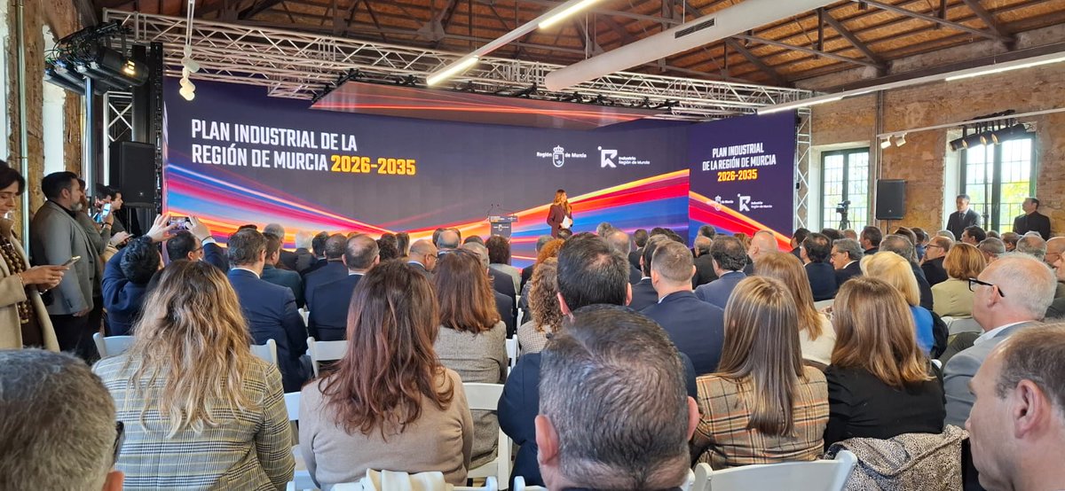 <a href="/CoambMurcia/">CoAmbRM</a> en la presentación del Plan Industrial de la Región de Murcia 2025–2035, reafirmando su compromiso con un modelo industrial sostenible, eficiente y respetuoso con el medio ambiente.

Seguimos aportando visión ambiental al desarrollo de la Región. 🌱🏭
#Sostenibilidad