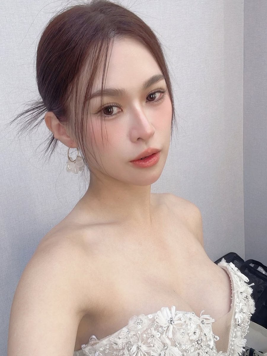 LeeeeeRose's tweet photo. 🎇#射屏 #合照 #意淫 #cumtribute https://t.co/rK3Hbzncvo