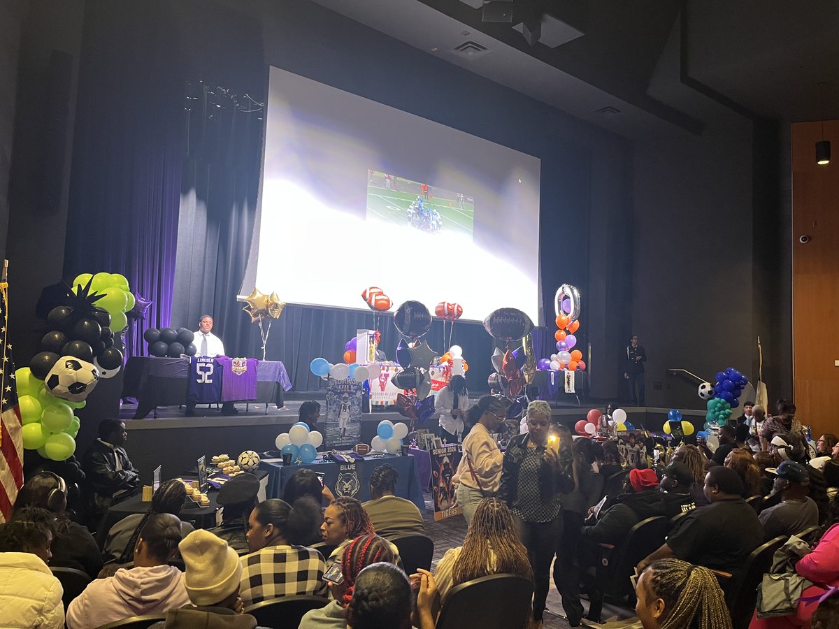 Lincoln Athletics tweet media