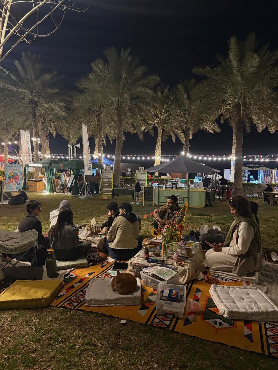 ASK KUWAIT tweet media