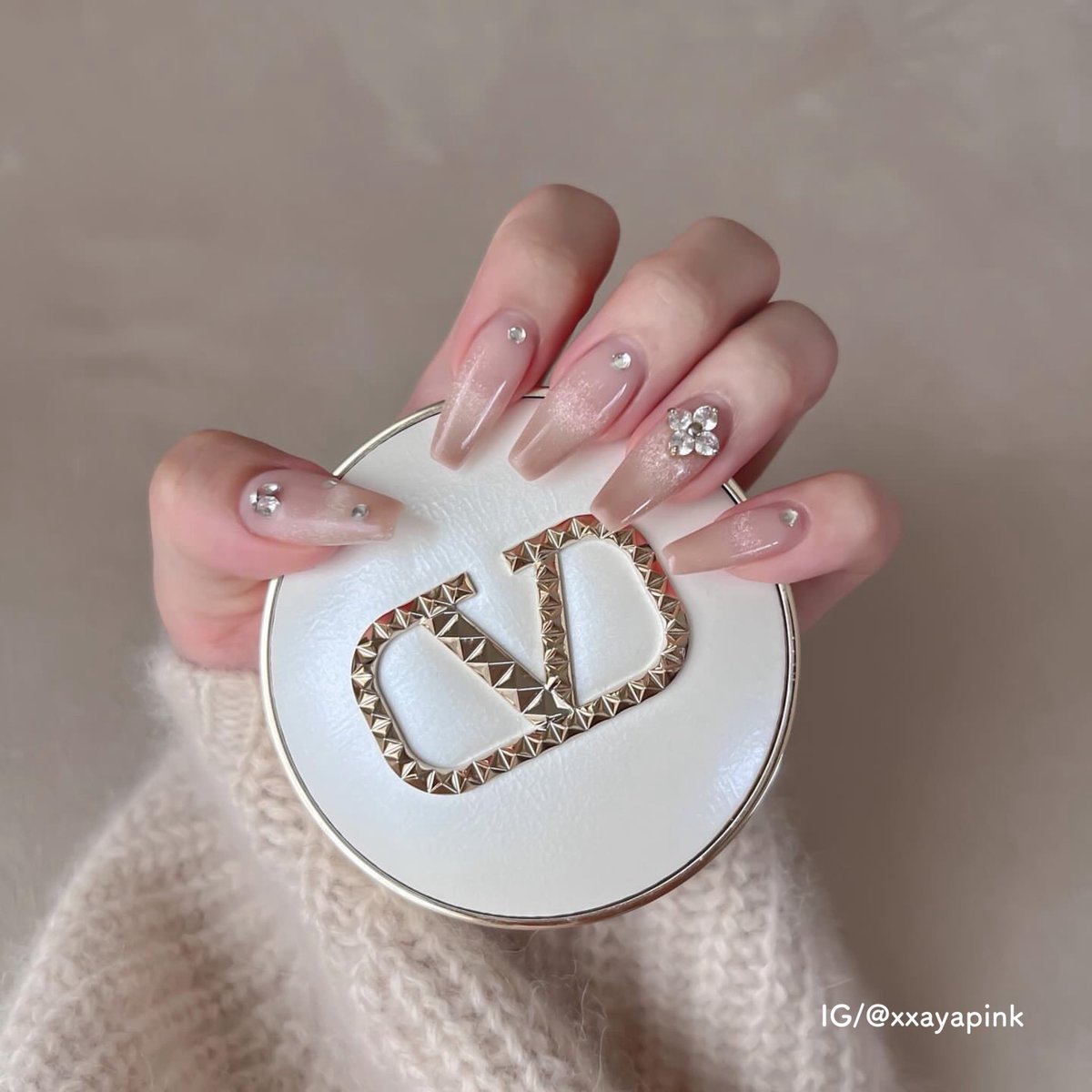 手先が綺麗にみえる♡
ぷるっとベージュマグネイル⇩🩰🎀