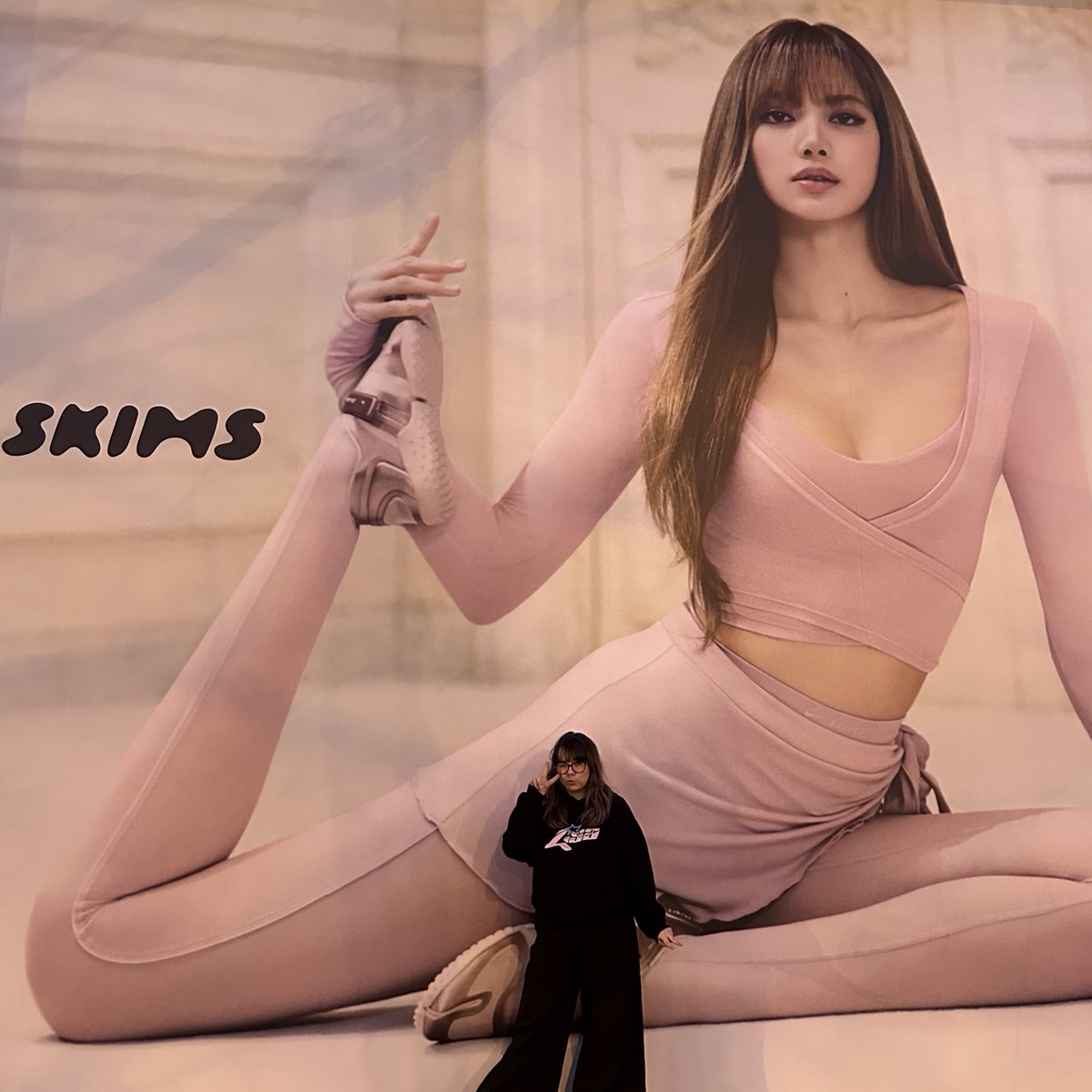 selalalisas's tweet image. BIG LILI ! 🤫 not the little one.