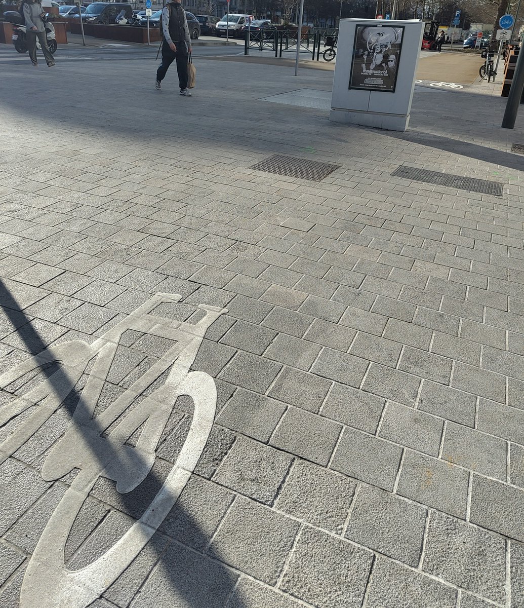 Simone - @simpalla.bsky.social tweet media